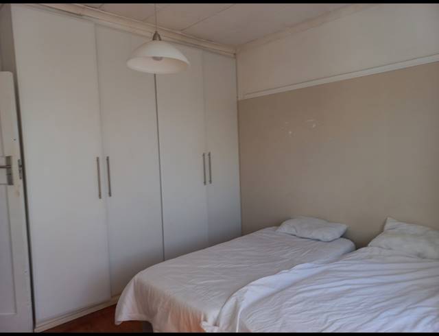 5 BEDROOM HOUSE TO LET IN MORNINGSIDE